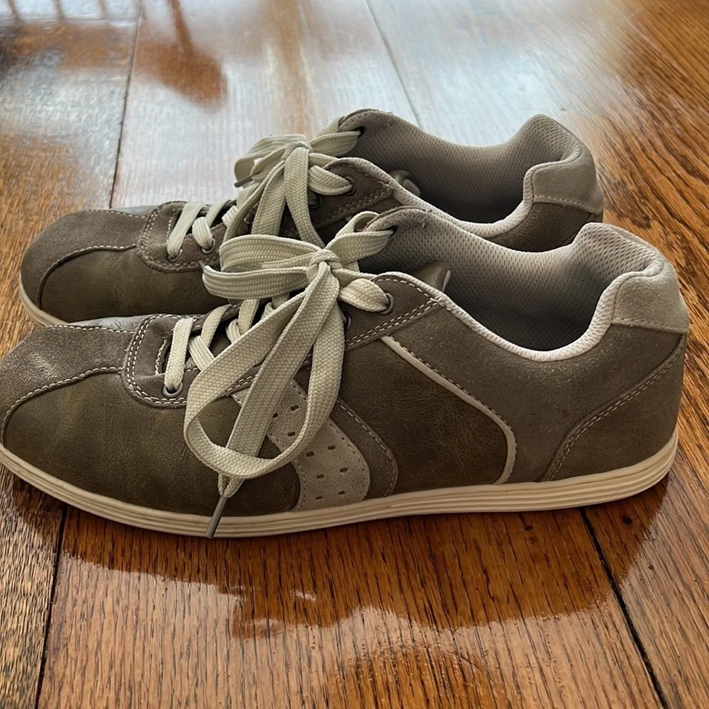 Perry Ellis America Suede Leather Lace Up Sneakers - Size 10